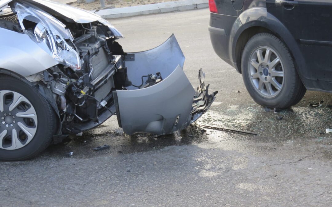 Hit by a distracted driver? Why a Huntington Beach Car Accident Lawyer may be your safest bet
